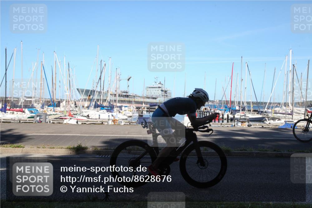 17.08.2025 - KN Förde Triathlon 2025 Yannick Fuchs http://msf.ph/oto/8628676 17.08.2025 15:04:55 Radfahren  meine-sportfotos.de