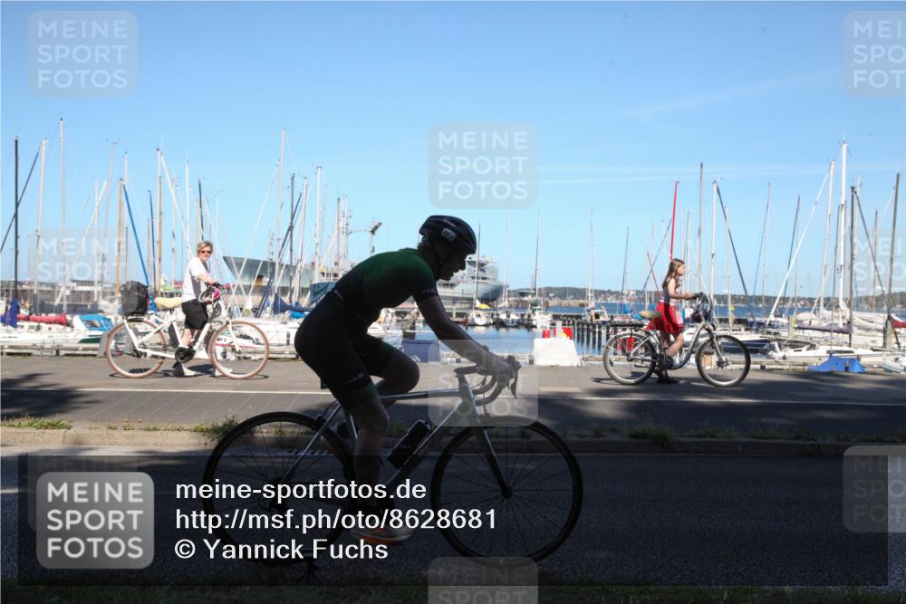 17.08.2025 - KN Förde Triathlon 2025 Yannick Fuchs http://msf.ph/oto/8628681 17.08.2025 15:05:39 Radfahren  meine-sportfotos.de