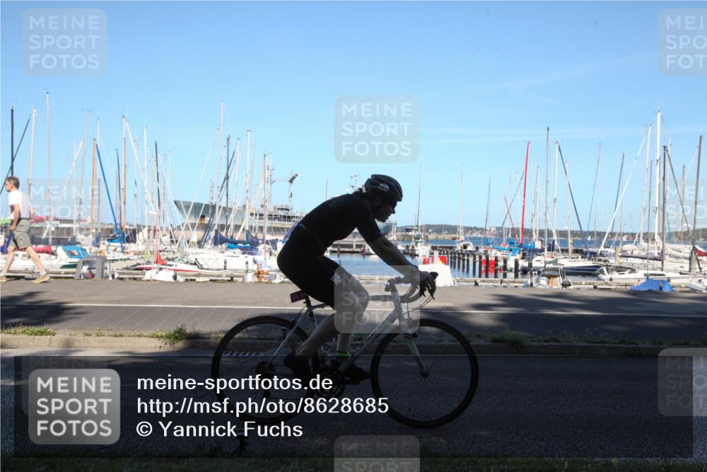 17.08.2025 - KN Förde Triathlon 2025 Yannick Fuchs http://msf.ph/oto/8628685 17.08.2025 15:06:50 Radfahren  meine-sportfotos.de