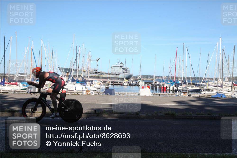 17.08.2025 - KN Förde Triathlon 2025 Yannick Fuchs http://msf.ph/oto/8628693 17.08.2025 15:19:18 Radfahren  meine-sportfotos.de