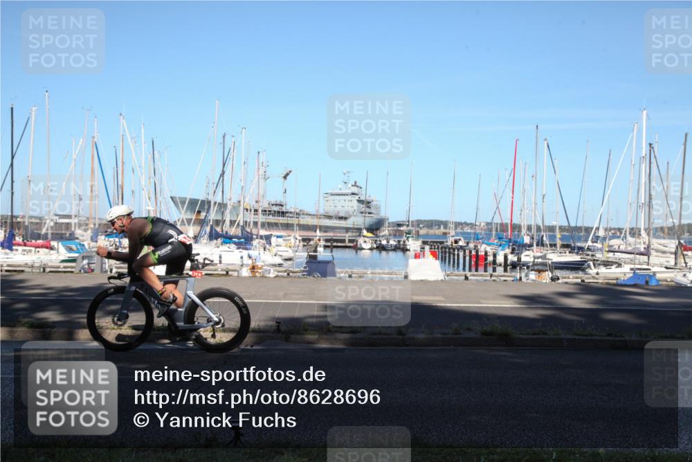17.08.2025 - KN Förde Triathlon 2025 Yannick Fuchs http://msf.ph/oto/8628696 17.08.2025 15:19:53 Radfahren  meine-sportfotos.de