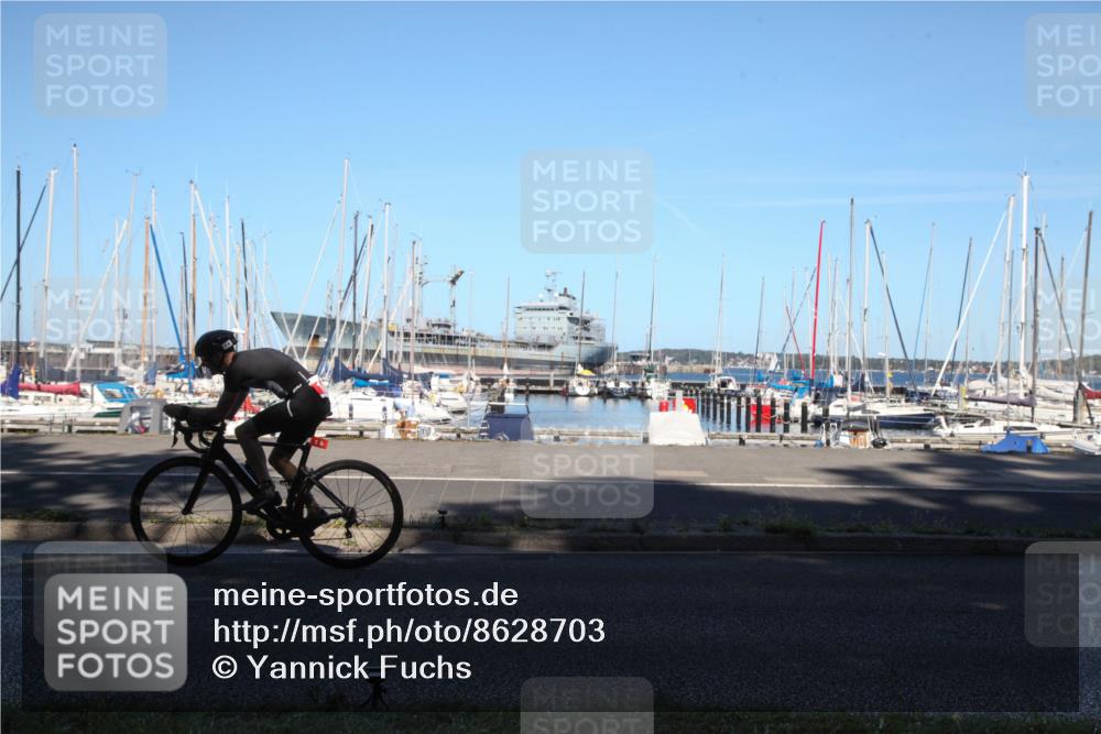 17.08.2025 - KN Förde Triathlon 2025 Yannick Fuchs http://msf.ph/oto/8628703 17.08.2025 15:21:02 Radfahren  meine-sportfotos.de