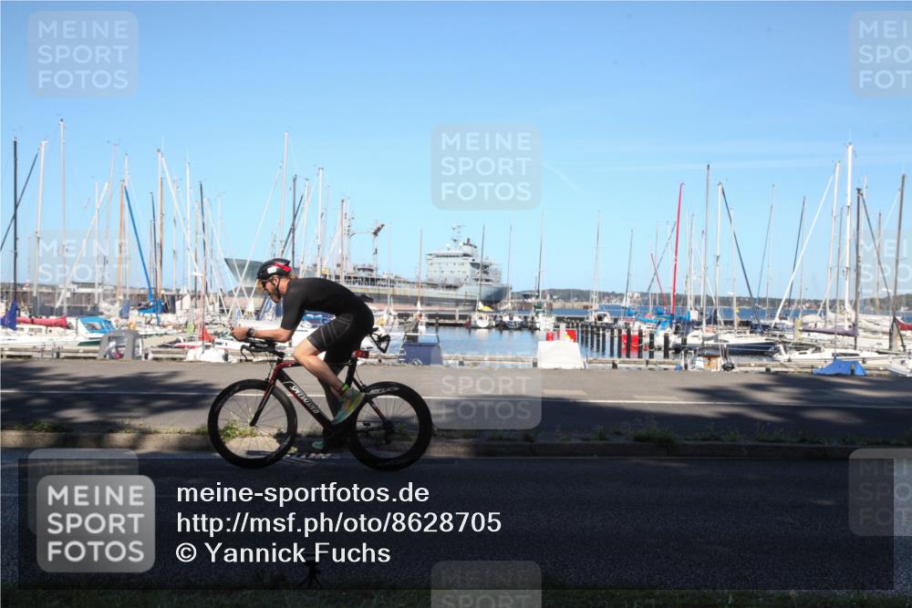 17.08.2025 - KN Förde Triathlon 2025 Yannick Fuchs http://msf.ph/oto/8628705 17.08.2025 15:21:10 Radfahren  meine-sportfotos.de