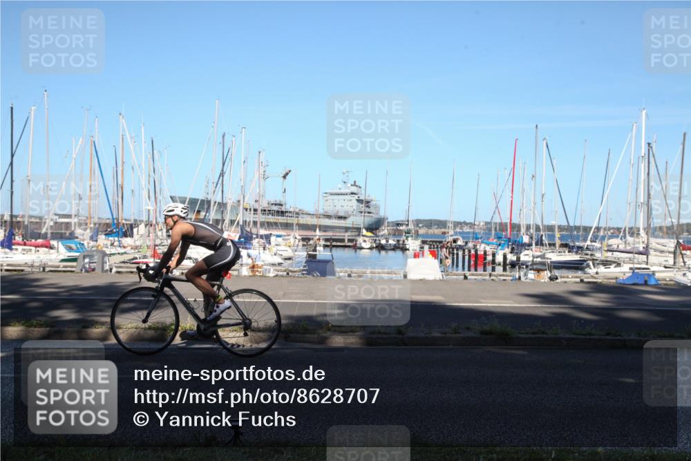 17.08.2025 - KN Förde Triathlon 2025 Yannick Fuchs http://msf.ph/oto/8628707 17.08.2025 15:21:54 Radfahren  meine-sportfotos.de