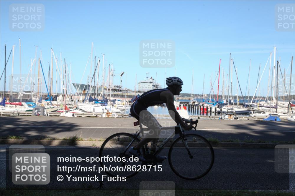 17.08.2025 - KN Förde Triathlon 2025 Yannick Fuchs http://msf.ph/oto/8628715 17.08.2025 15:23:26 Radfahren  meine-sportfotos.de