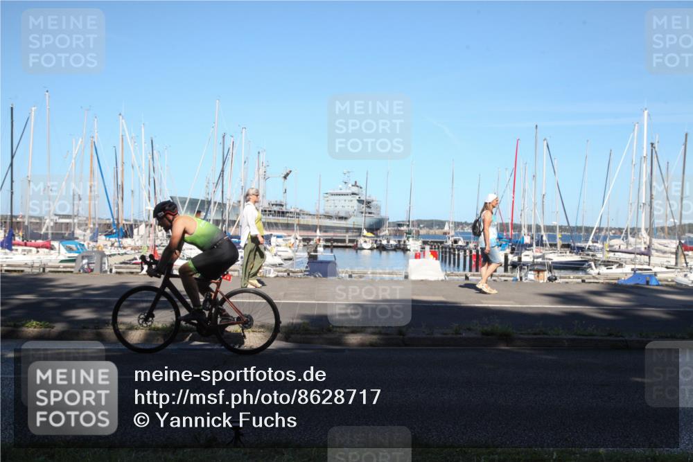 17.08.2025 - KN Förde Triathlon 2025 Yannick Fuchs http://msf.ph/oto/8628717 17.08.2025 15:24:18 Radfahren  meine-sportfotos.de