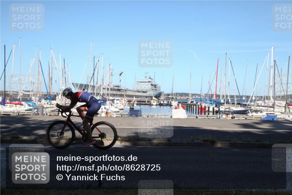 17.08.2025 - KN Förde Triathlon 2025 Yannick Fuchs http://msf.ph/oto/8628725 17.08.2025 15:26:25 Radfahren  meine-sportfotos.de