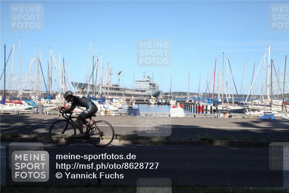 17.08.2025 - KN Förde Triathlon 2025 Yannick Fuchs http://msf.ph/oto/8628727 17.08.2025 15:26:46 Radfahren  meine-sportfotos.de