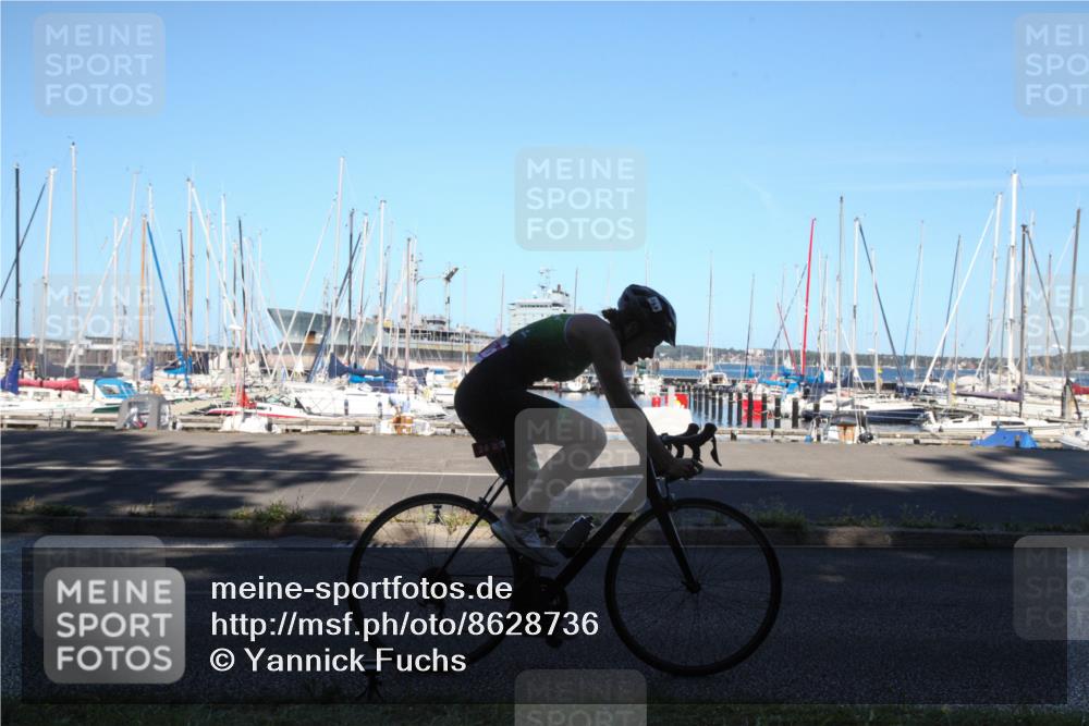 17.08.2025 - KN Förde Triathlon 2025 Yannick Fuchs http://msf.ph/oto/8628736 17.08.2025 15:30:01 Radfahren  meine-sportfotos.de