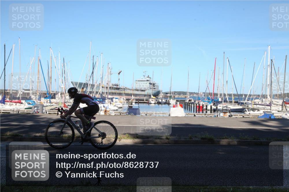 17.08.2025 - KN Förde Triathlon 2025 Yannick Fuchs http://msf.ph/oto/8628737 17.08.2025 15:30:09 Radfahren  meine-sportfotos.de