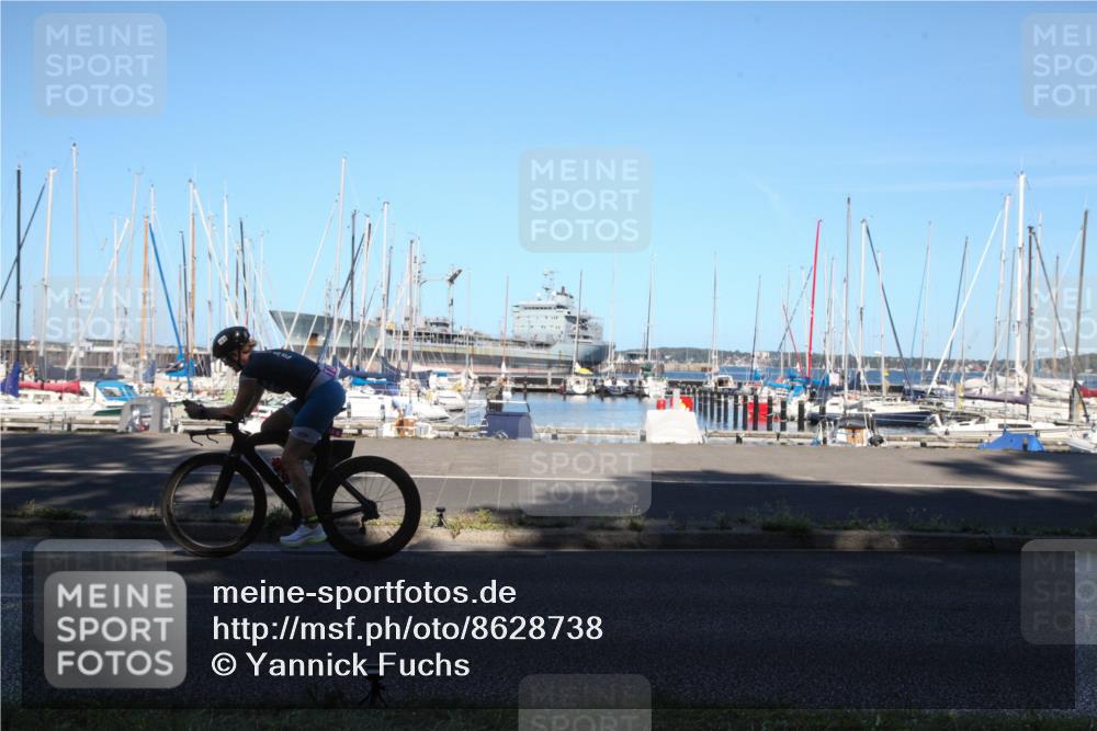 17.08.2025 - KN Förde Triathlon 2025 Yannick Fuchs http://msf.ph/oto/8628738 17.08.2025 15:30:14 Radfahren  meine-sportfotos.de