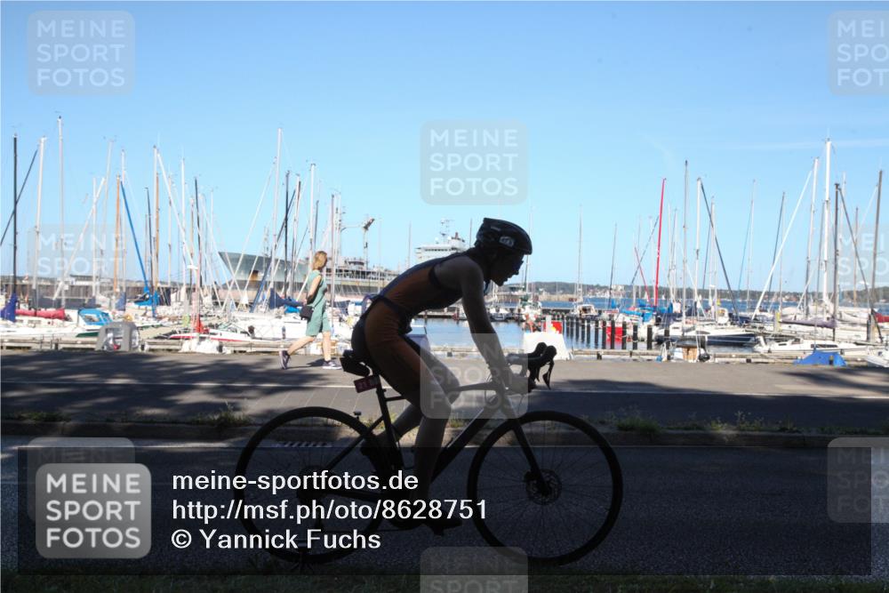17.08.2025 - KN Förde Triathlon 2025 Yannick Fuchs http://msf.ph/oto/8628751 17.08.2025 15:34:13 Radfahren  meine-sportfotos.de