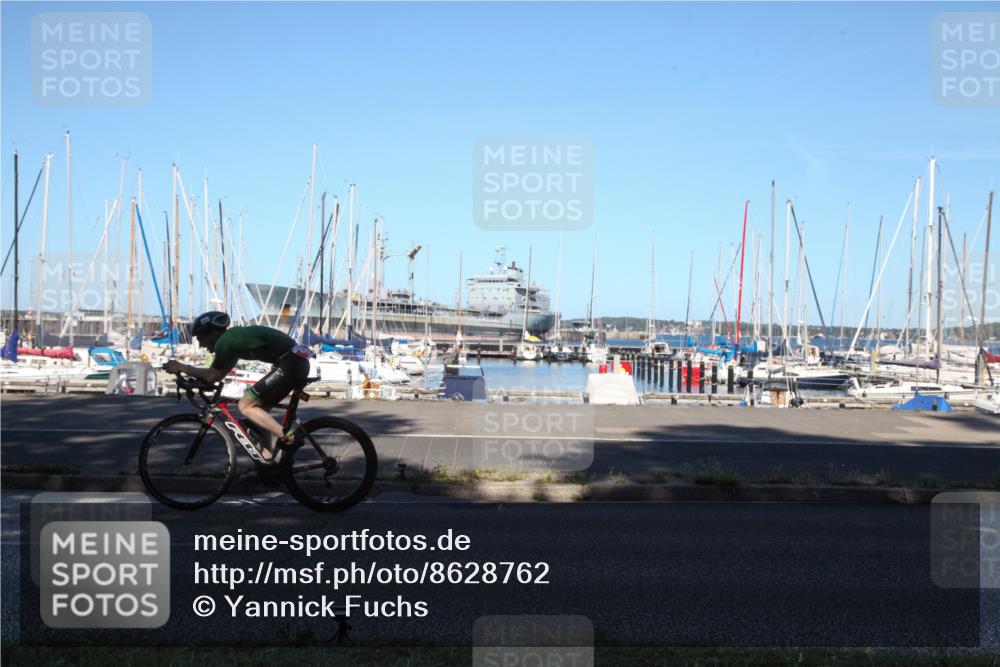 17.08.2025 - KN Förde Triathlon 2025 Yannick Fuchs http://msf.ph/oto/8628762 17.08.2025 15:39:27 Radfahren  meine-sportfotos.de