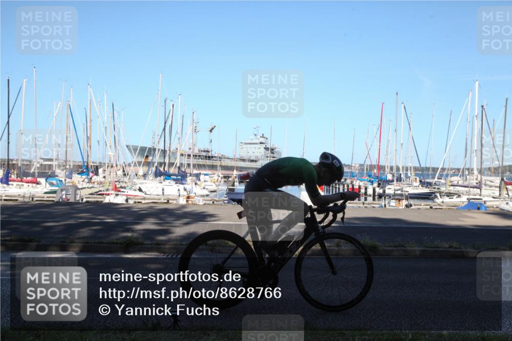 17.08.2025 - KN Förde Triathlon 2025 Yannick Fuchs http://msf.ph/oto/8628766 17.08.2025 15:40:56 Radfahren  meine-sportfotos.de