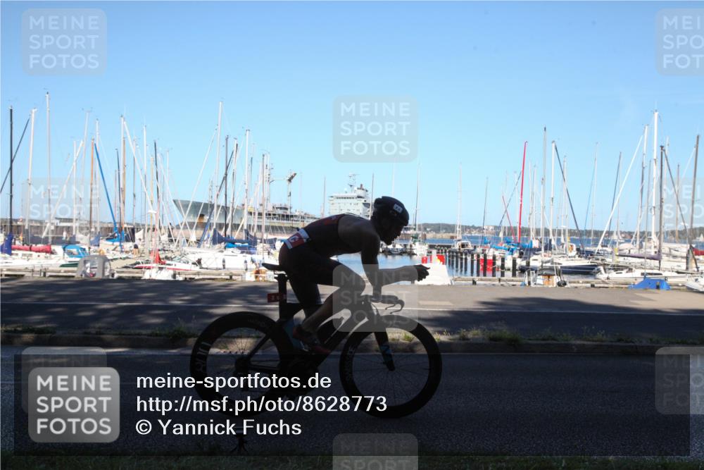 17.08.2025 - KN Förde Triathlon 2025 Yannick Fuchs http://msf.ph/oto/8628773 17.08.2025 15:45:10 Radfahren  meine-sportfotos.de
