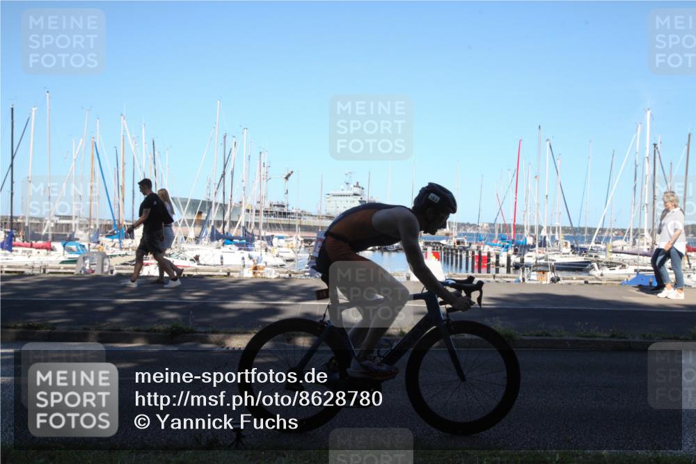 17.08.2025 - KN Förde Triathlon 2025 Yannick Fuchs http://msf.ph/oto/8628780 17.08.2025 15:47:32 Radfahren  meine-sportfotos.de