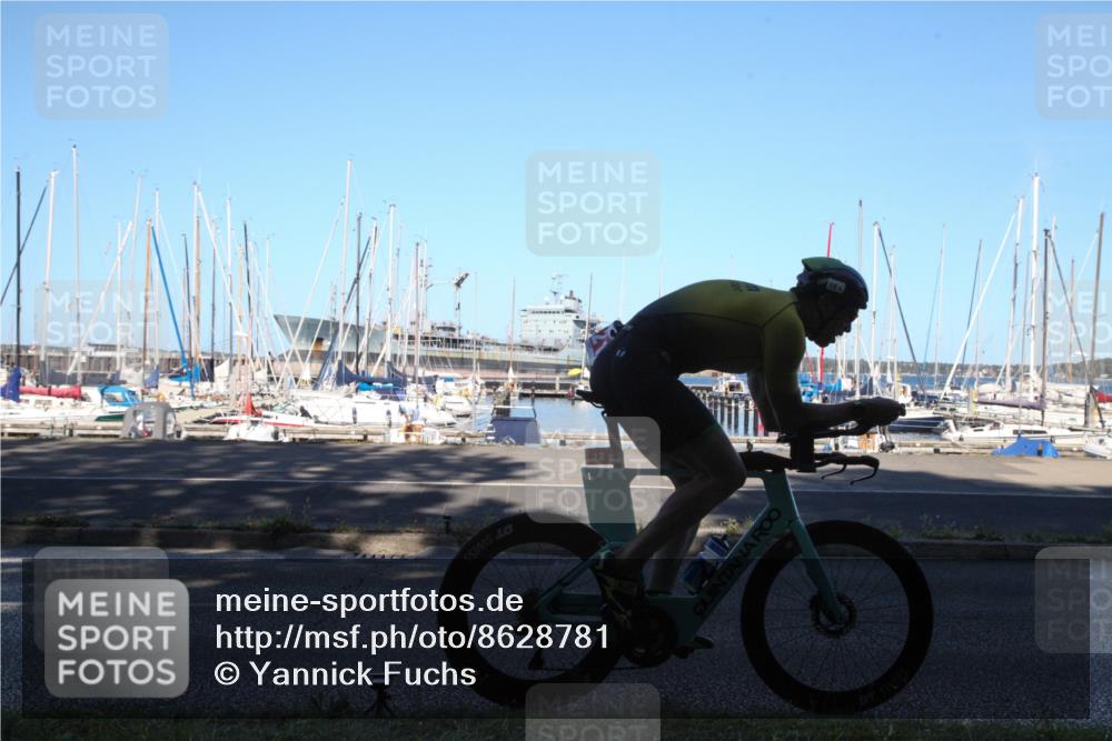 17.08.2025 - KN Förde Triathlon 2025 Yannick Fuchs http://msf.ph/oto/8628781 17.08.2025 15:47:42 Radfahren  meine-sportfotos.de