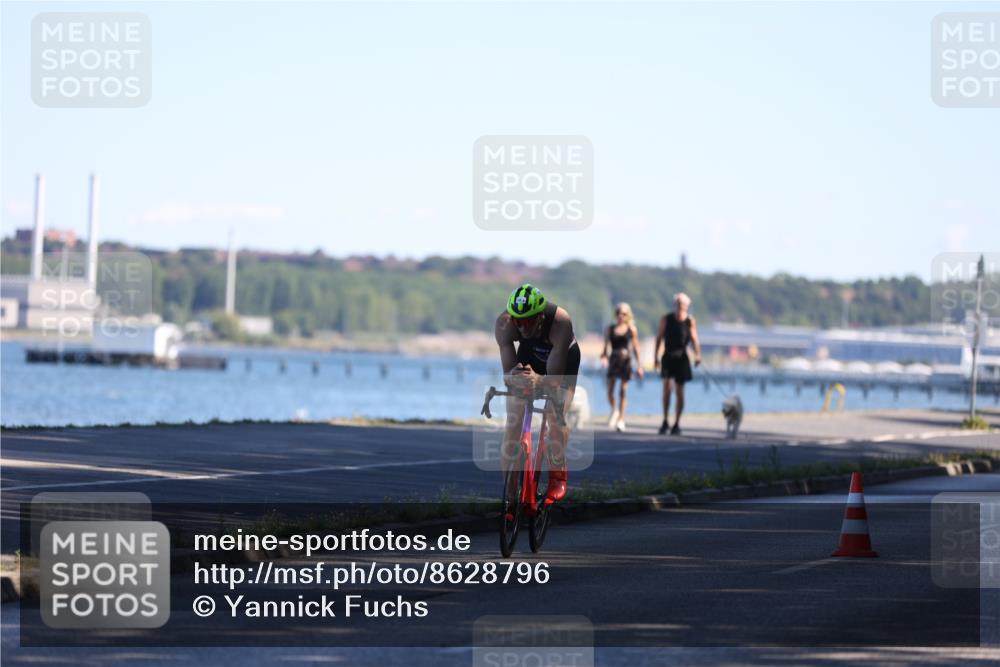 17.08.2025 - KN Förde Triathlon 2025 Yannick Fuchs http://msf.ph/oto/8628796 17.08.2025 14:54:30 Radfahren  meine-sportfotos.de