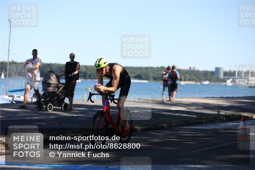 17.08.2025 - KN Förde Triathlon 2025 Yannick Fuchs http://msf.ph/oto/8628800 17.08.2025 14:54:32 Radfahren  meine-sportfotos.de