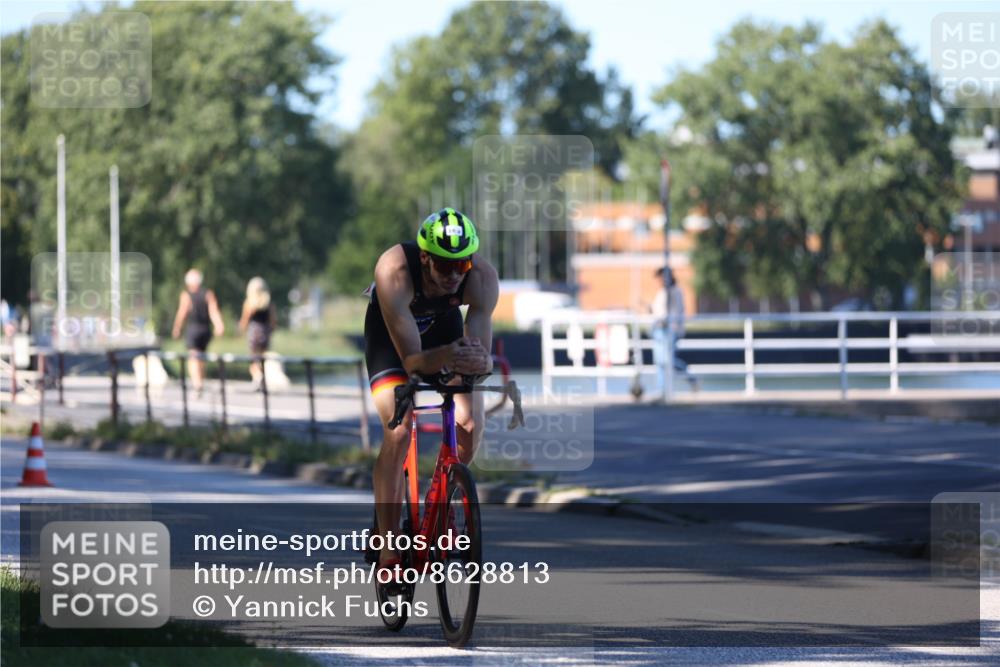 17.08.2025 - KN Förde Triathlon 2025 Yannick Fuchs http://msf.ph/oto/8628813 17.08.2025 14:55:53 Radfahren  meine-sportfotos.de