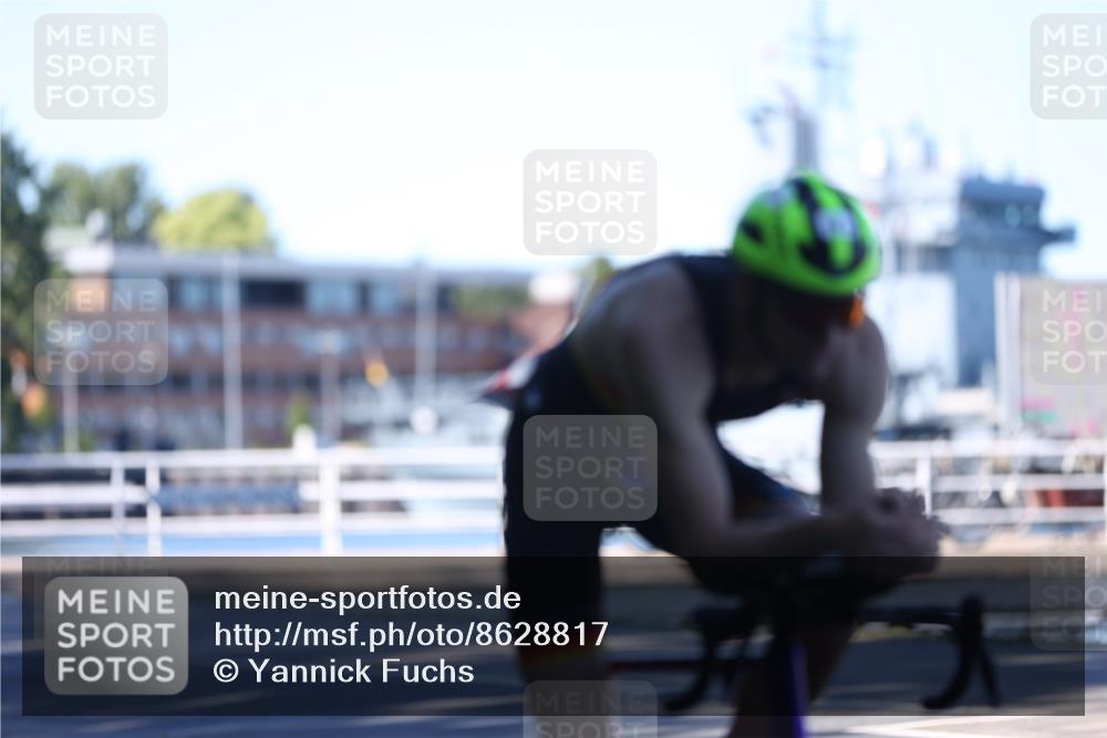 17.08.2025 - KN Förde Triathlon 2025 Yannick Fuchs http://msf.ph/oto/8628817 17.08.2025 14:55:54 Radfahren  meine-sportfotos.de