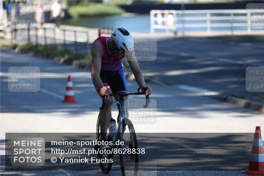 17.08.2025 - KN Förde Triathlon 2025 Yannick Fuchs http://msf.ph/oto/8628838 17.08.2025 14:57:30 Radfahren  meine-sportfotos.de
