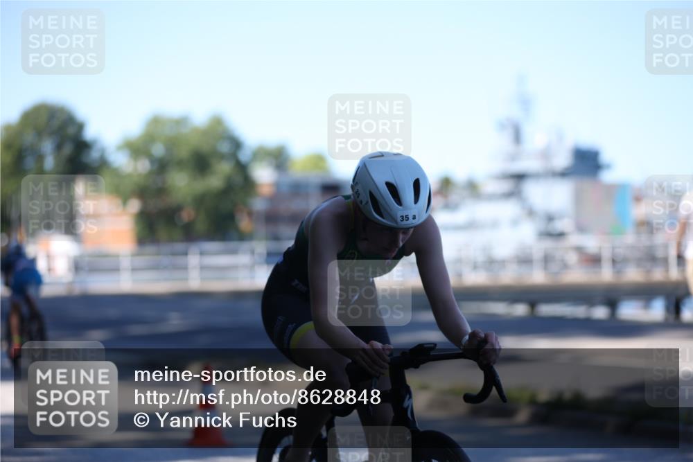 17.08.2025 - KN Förde Triathlon 2025 Yannick Fuchs http://msf.ph/oto/8628848 17.08.2025 15:03:21 Radfahren 2317, 35 meine-sportfotos.de