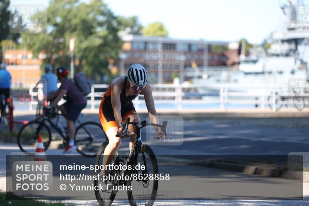 17.08.2025 - KN Förde Triathlon 2025 Yannick Fuchs http://msf.ph/oto/8628858 17.08.2025 15:04:39 Radfahren 21 meine-sportfotos.de