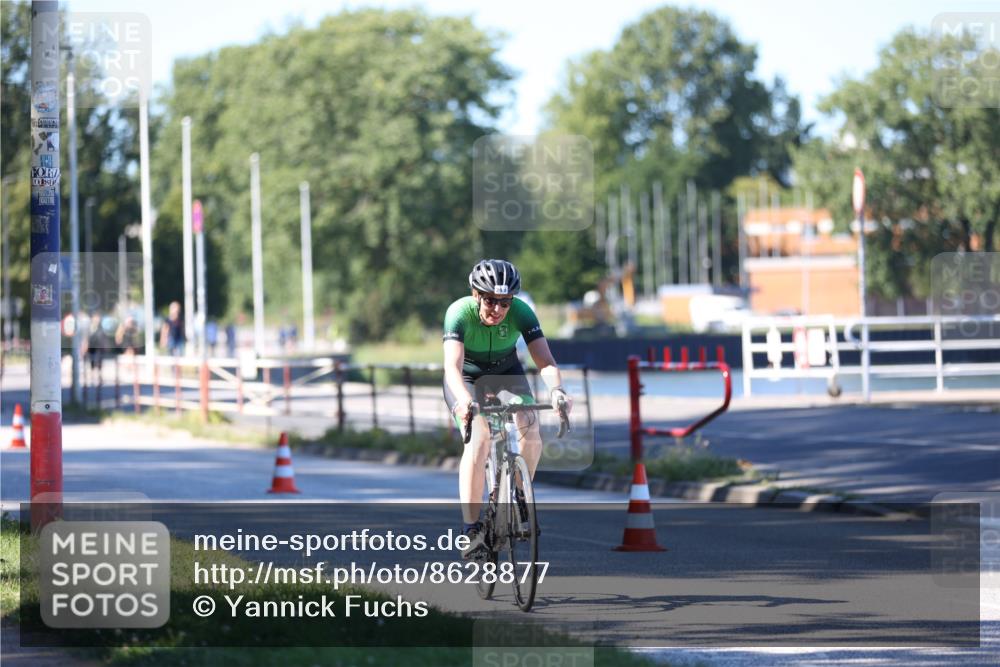 17.08.2025 - KN Förde Triathlon 2025 Yannick Fuchs http://msf.ph/oto/8628877 17.08.2025 15:05:38 Radfahren 0 meine-sportfotos.de