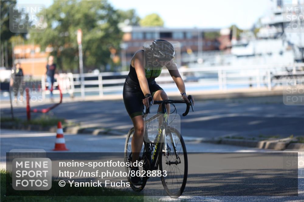 17.08.2025 - KN Förde Triathlon 2025 Yannick Fuchs http://msf.ph/oto/8628883 17.08.2025 15:06:25 Radfahren  meine-sportfotos.de