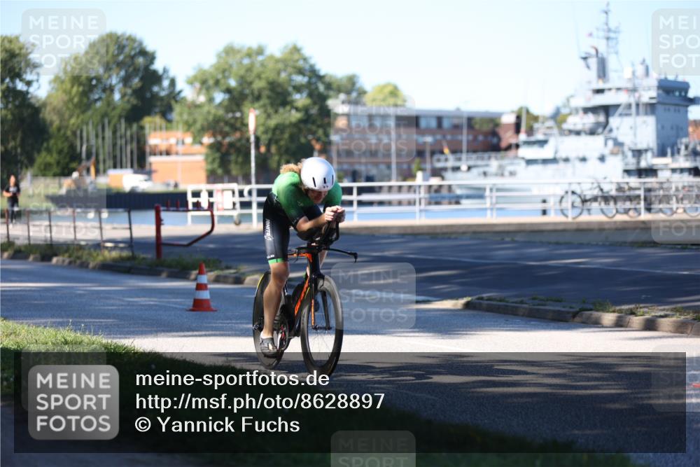 17.08.2025 - KN Förde Triathlon 2025 Yannick Fuchs http://msf.ph/oto/8628897 17.08.2025 15:18:28 Radfahren  meine-sportfotos.de