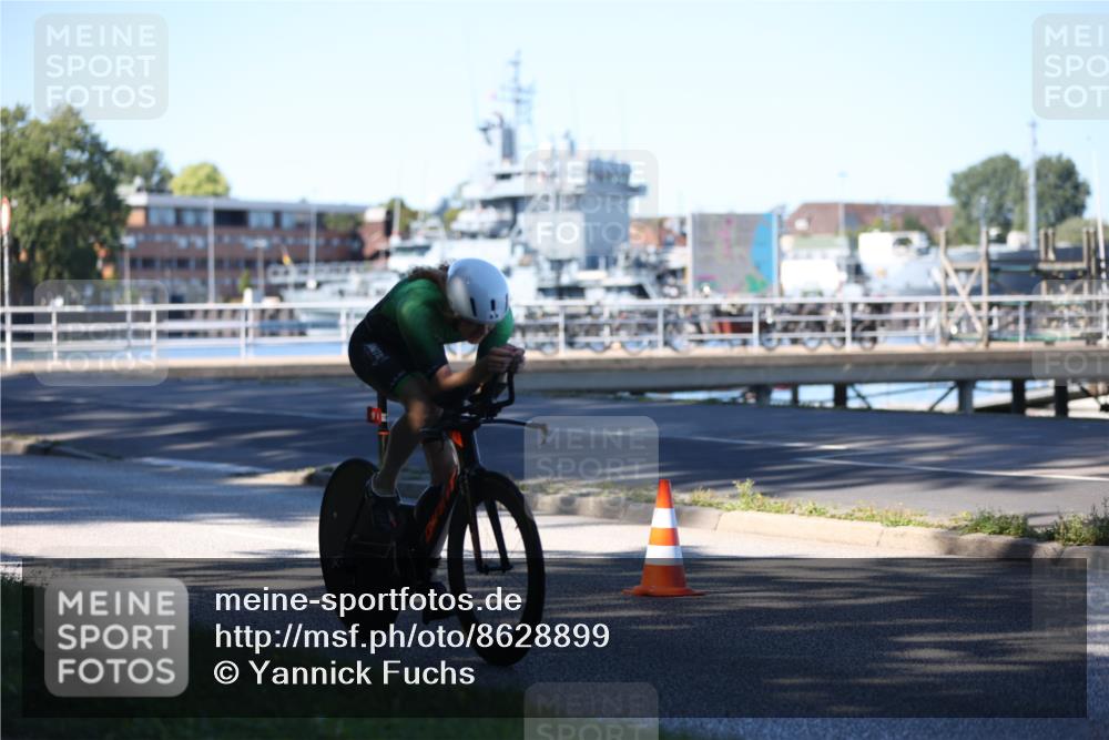 17.08.2025 - KN Förde Triathlon 2025 Yannick Fuchs http://msf.ph/oto/8628899 17.08.2025 15:18:28 Radfahren  meine-sportfotos.de
