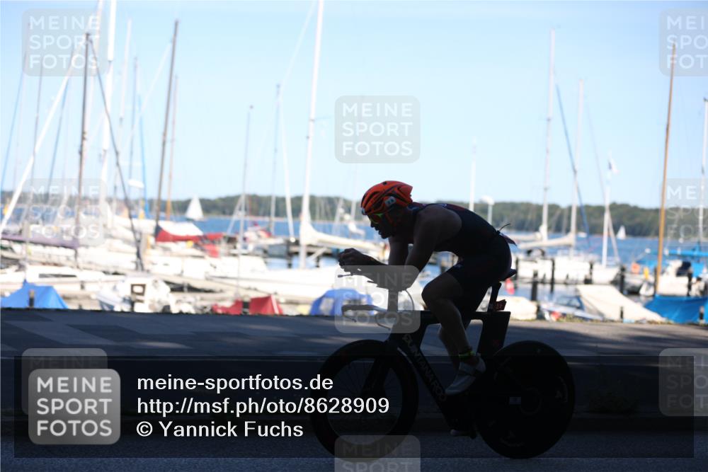 17.08.2025 - KN Förde Triathlon 2025 Yannick Fuchs http://msf.ph/oto/8628909 17.08.2025 15:19:17 Radfahren  meine-sportfotos.de