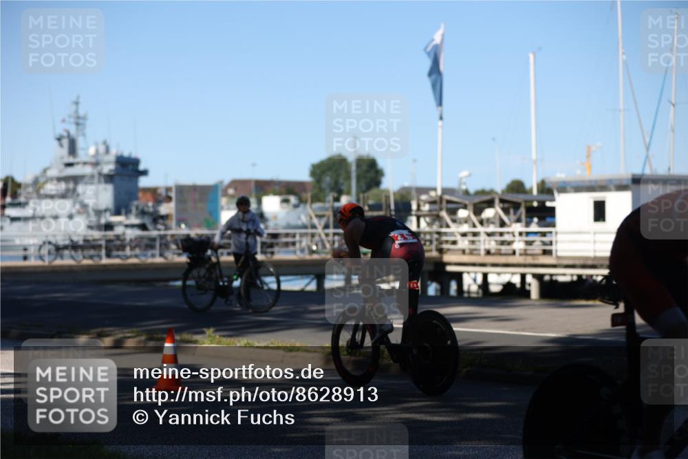 17.08.2025 - KN Förde Triathlon 2025 Yannick Fuchs http://msf.ph/oto/8628913 17.08.2025 15:19:18 Radfahren  meine-sportfotos.de