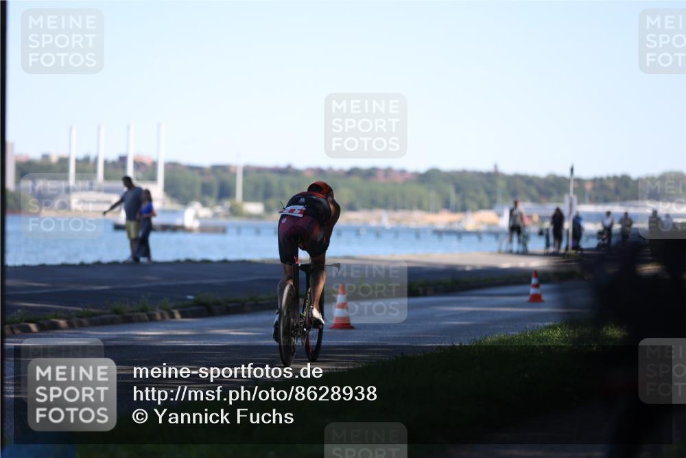 17.08.2025 - KN Förde Triathlon 2025 Yannick Fuchs http://msf.ph/oto/8628938 17.08.2025 15:20:43 Radfahren  meine-sportfotos.de
