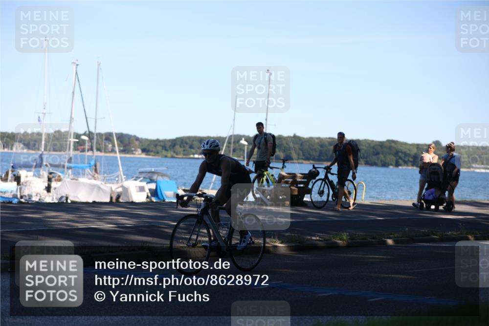 17.08.2025 - KN Förde Triathlon 2025 Yannick Fuchs http://msf.ph/oto/8628972 17.08.2025 15:21:53 Radfahren  meine-sportfotos.de