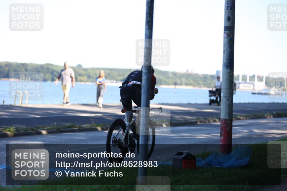 17.08.2025 - KN Förde Triathlon 2025 Yannick Fuchs http://msf.ph/oto/8628983 17.08.2025 15:22:00 Radfahren  meine-sportfotos.de