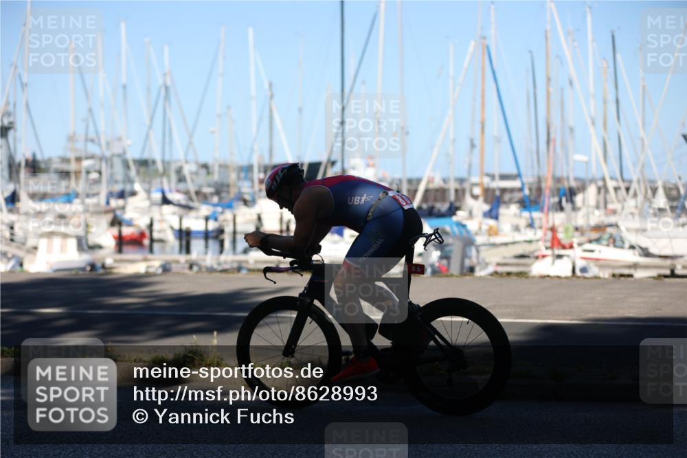 17.08.2025 - KN Förde Triathlon 2025 Yannick Fuchs http://msf.ph/oto/8628993 17.08.2025 15:22:05 Radfahren  meine-sportfotos.de