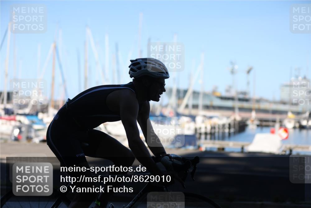 17.08.2025 - KN Förde Triathlon 2025 Yannick Fuchs http://msf.ph/oto/8629010 17.08.2025 15:23:27 Radfahren  meine-sportfotos.de