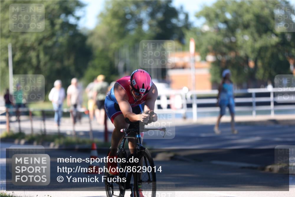 17.08.2025 - KN Förde Triathlon 2025 Yannick Fuchs http://msf.ph/oto/8629014 17.08.2025 15:23:41 Radfahren  meine-sportfotos.de