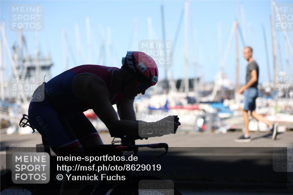 17.08.2025 - KN Förde Triathlon 2025 Yannick Fuchs http://msf.ph/oto/8629019 17.08.2025 15:23:42 Radfahren  meine-sportfotos.de