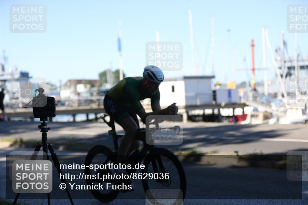 17.08.2025 - KN Förde Triathlon 2025 Yannick Fuchs http://msf.ph/oto/8629036 17.08.2025 15:26:16 Radfahren  meine-sportfotos.de