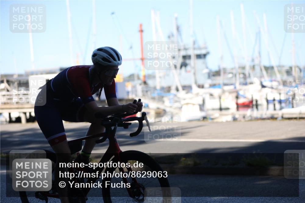 17.08.2025 - KN Förde Triathlon 2025 Yannick Fuchs http://msf.ph/oto/8629063 17.08.2025 15:27:57 Radfahren  meine-sportfotos.de