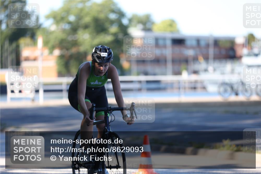 17.08.2025 - KN Förde Triathlon 2025 Yannick Fuchs http://msf.ph/oto/8629093 17.08.2025 15:30:01 Radfahren 24 meine-sportfotos.de