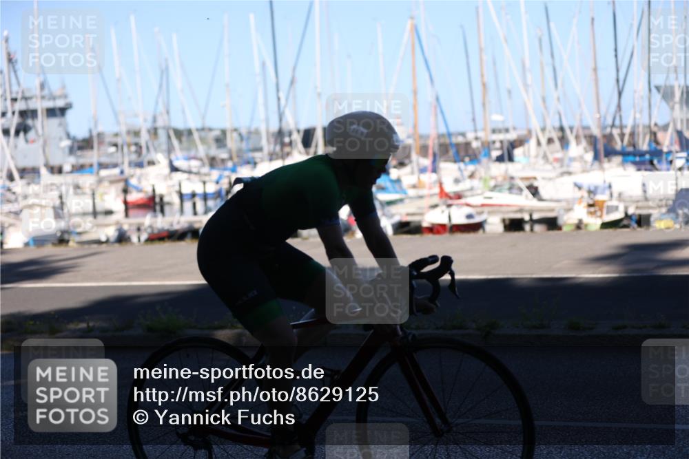 17.08.2025 - KN Förde Triathlon 2025 Yannick Fuchs http://msf.ph/oto/8629125 17.08.2025 15:31:56 Radfahren  meine-sportfotos.de