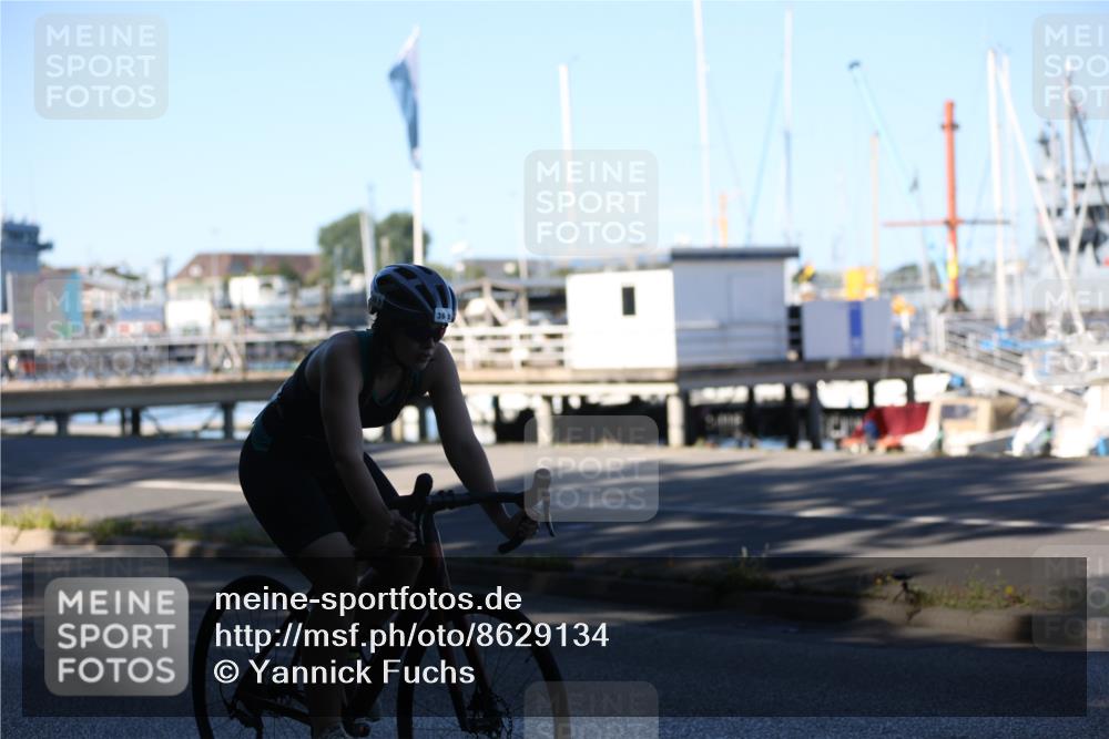 17.08.2025 - KN Förde Triathlon 2025 Yannick Fuchs http://msf.ph/oto/8629134 17.08.2025 15:33:08 Radfahren  meine-sportfotos.de