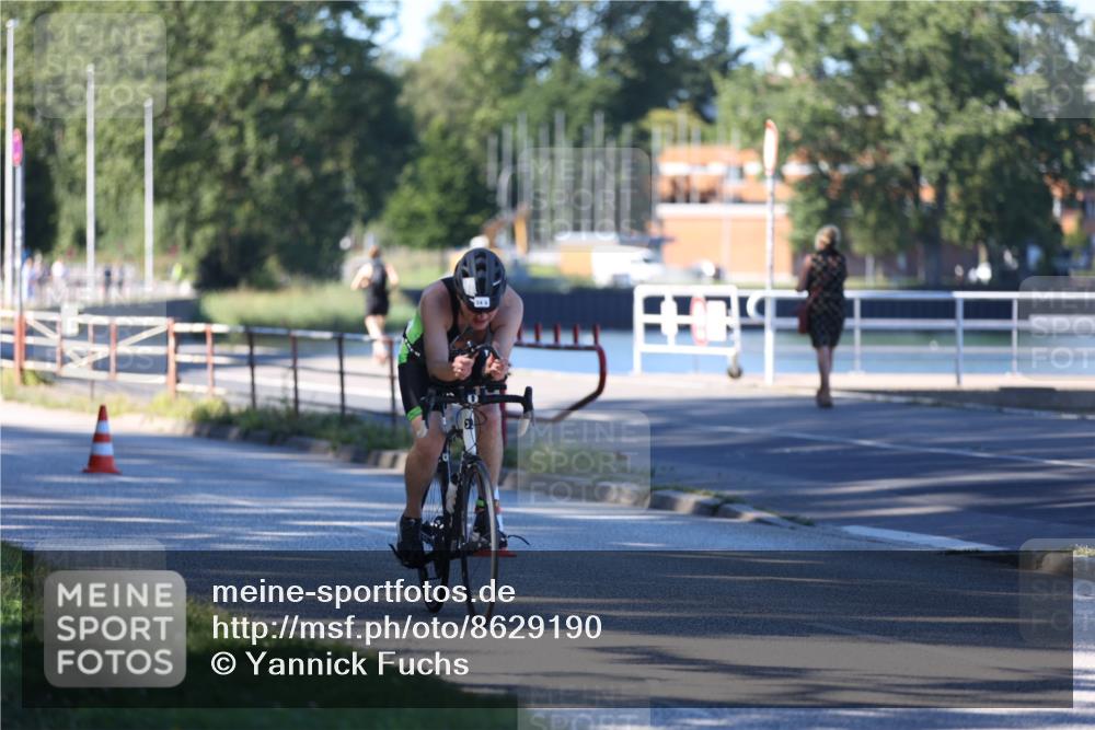 17.08.2025 - KN Förde Triathlon 2025 Yannick Fuchs http://msf.ph/oto/8629190 17.08.2025 15:36:21 Radfahren  meine-sportfotos.de