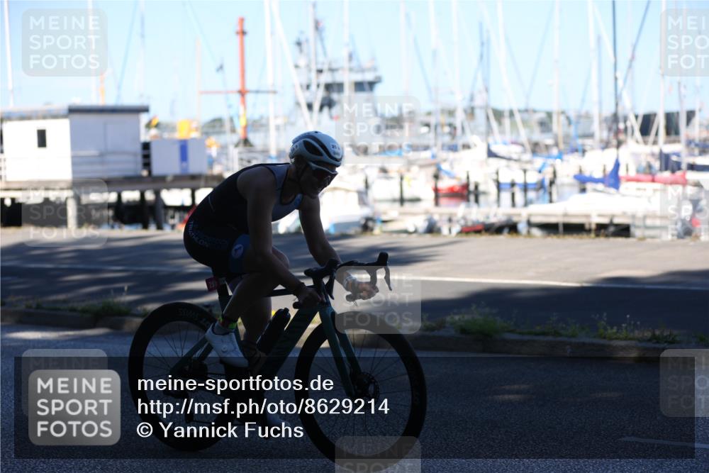 17.08.2025 - KN Förde Triathlon 2025 Yannick Fuchs http://msf.ph/oto/8629214 17.08.2025 15:37:09 Radfahren  meine-sportfotos.de