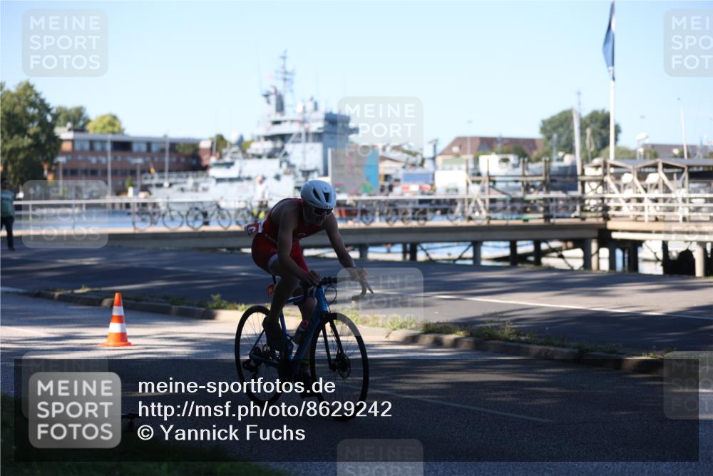 17.08.2025 - KN Förde Triathlon 2025 Yannick Fuchs http://msf.ph/oto/8629242 17.08.2025 15:41:43 Radfahren  meine-sportfotos.de