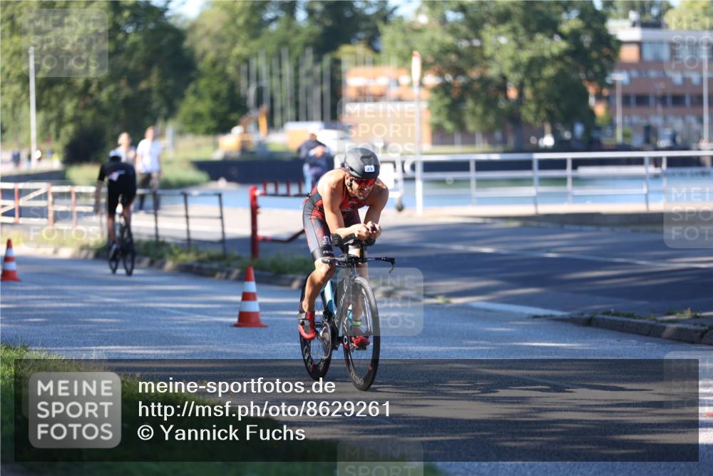 17.08.2025 - KN Förde Triathlon 2025 Yannick Fuchs http://msf.ph/oto/8629261 17.08.2025 15:45:09 Radfahren  meine-sportfotos.de